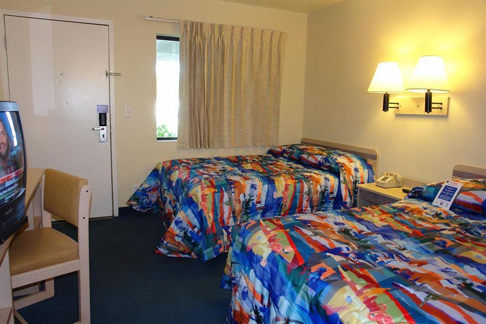 Motel 6-Palm Springs, Ca - Downtown Exteriér fotografie