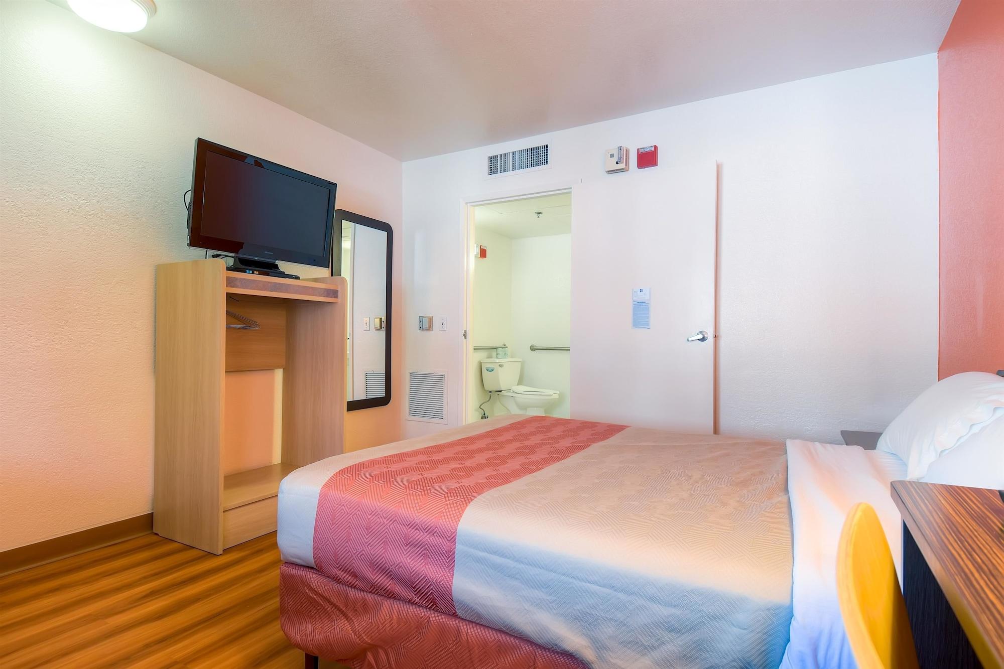 Motel 6-Palm Springs, Ca - Downtown Exteriér fotografie